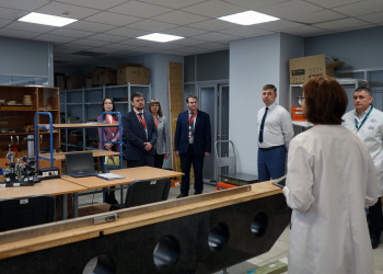 Фото 2 к новости Подготовка будущих метрологов и их трудоустройство стало темой визита ректора ННГАСУ в Нижегородский ЦСМ