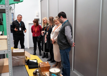 Фото 4 к новости Нижегородский ЦСМ и Центр молодежных инженерных и научных компетенций «КВАНТОРИУМ» подписали соглашение о сотрудничестве